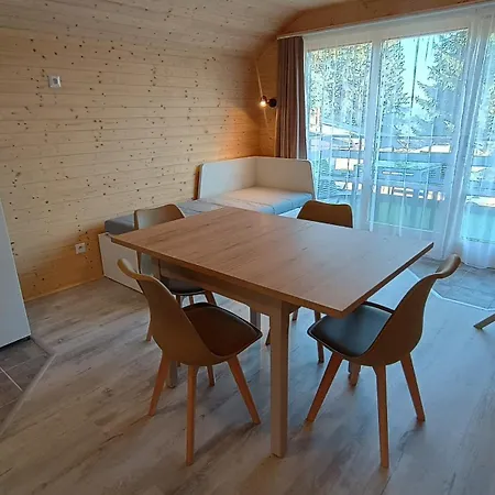 Nad Rybnikem Lodge *